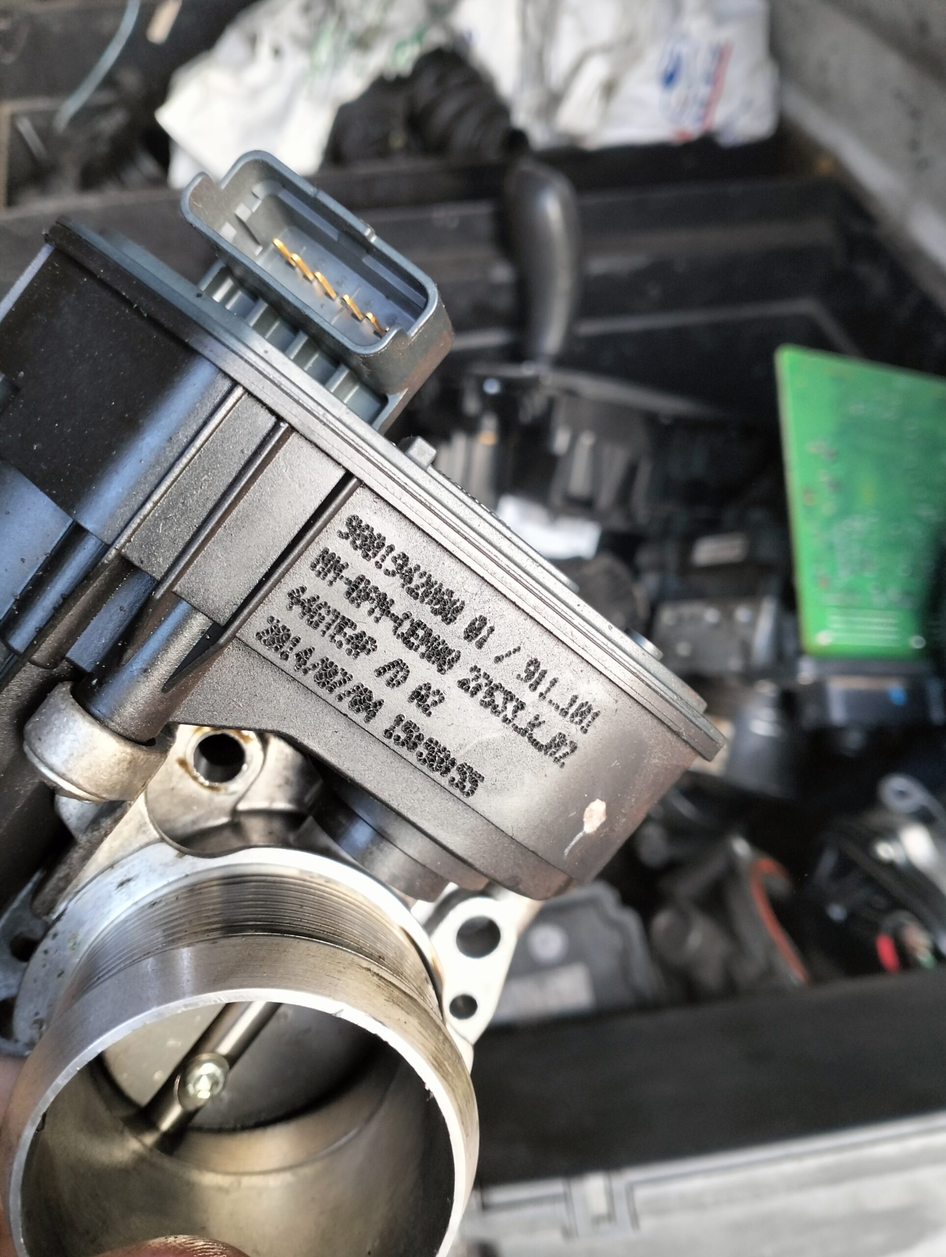 Caja mariposa CITROËN C4 Picasso II 1.2 THP 130 9801942880