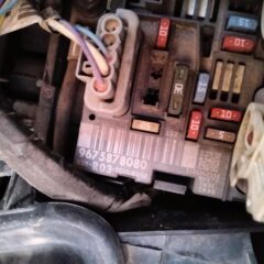 Caja de fusibles Fiat Scudo PEUGEOT CITROEN 9675878080 BSM-R03