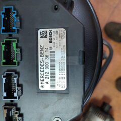 CAJA RELES / FUSIBLES A2129003614 F005V01305. MERCEDES CLASE E (W212