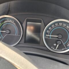 cuadro relojes toyota auris 1.8 83800F2E63