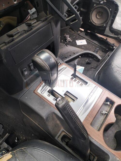 palanca selectora automatica mitsubishi montero 3.2 did año 2012