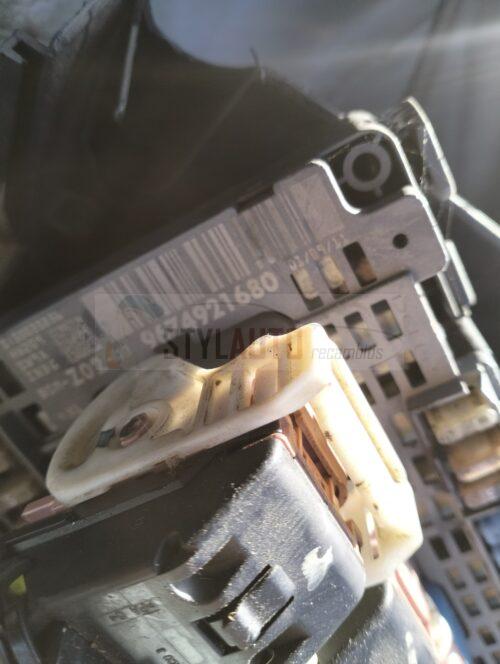 caja reles / fusibles para citroen c4 lim. business referencias oem iam 9674921680 bsmz02 4274553