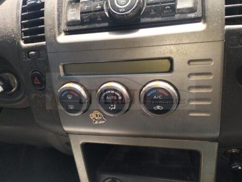 mando aire acondicionado nissan navara 2007