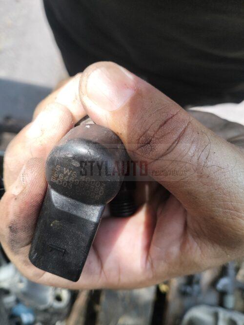 inyector peugeot-citroen-ford 1.4 hdi tdci 9645988580 5WS40007