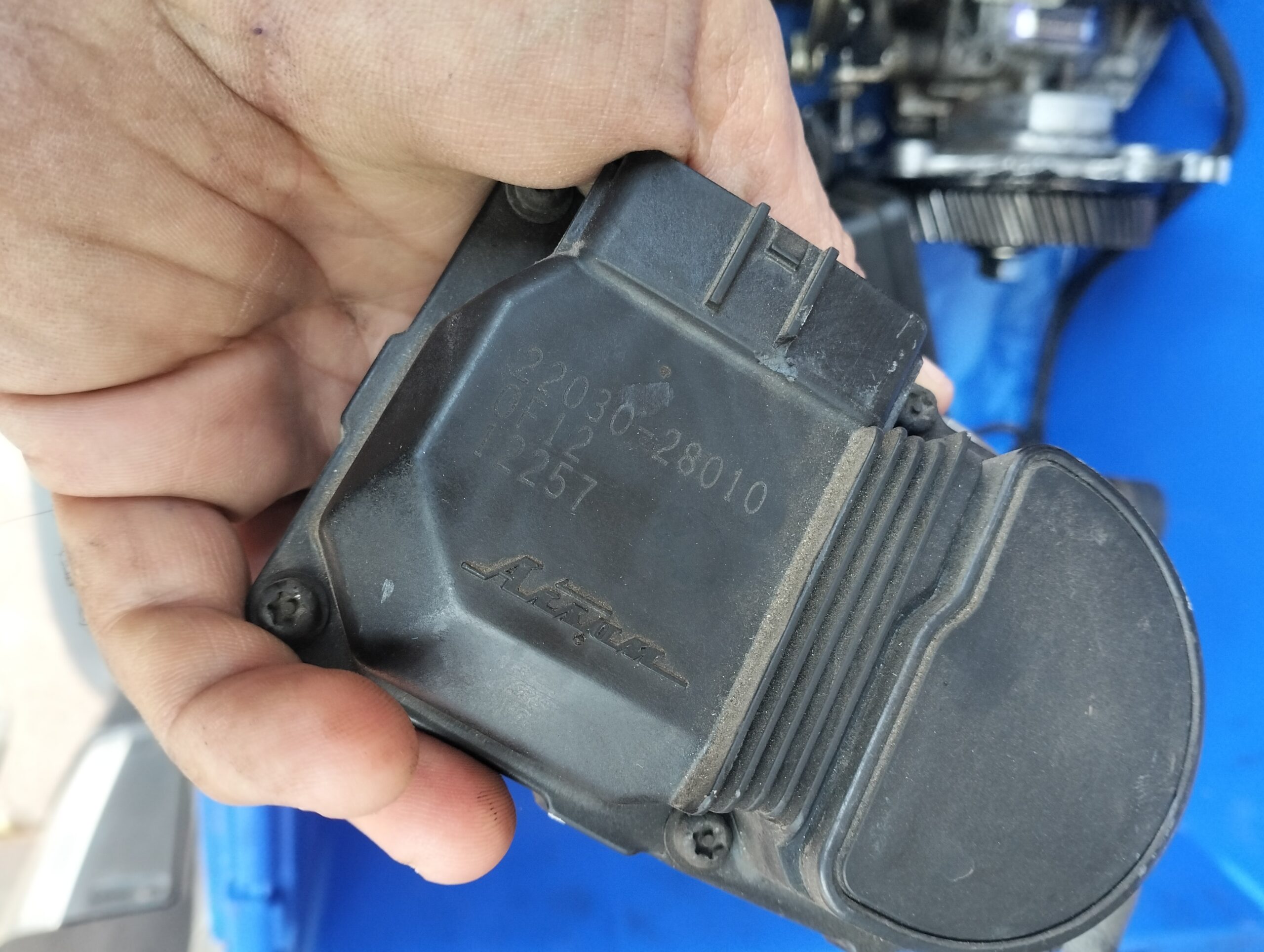 mariposa aire para toyota avensis berlina (t22) 2.0 vvt-i referencia OEM IAM 2203028010 0H0404103