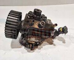 Bomba de alta presión de inyección de combustible. Saab 9-3 Ver2 2008 1910cm3 132kW Diésel Manual. 0445010173