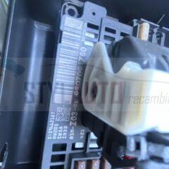caja reles / fusibles para citroën c4 picasso referencia OEM IAM 9807091780 28561976 E3-B2-25-2 Z03