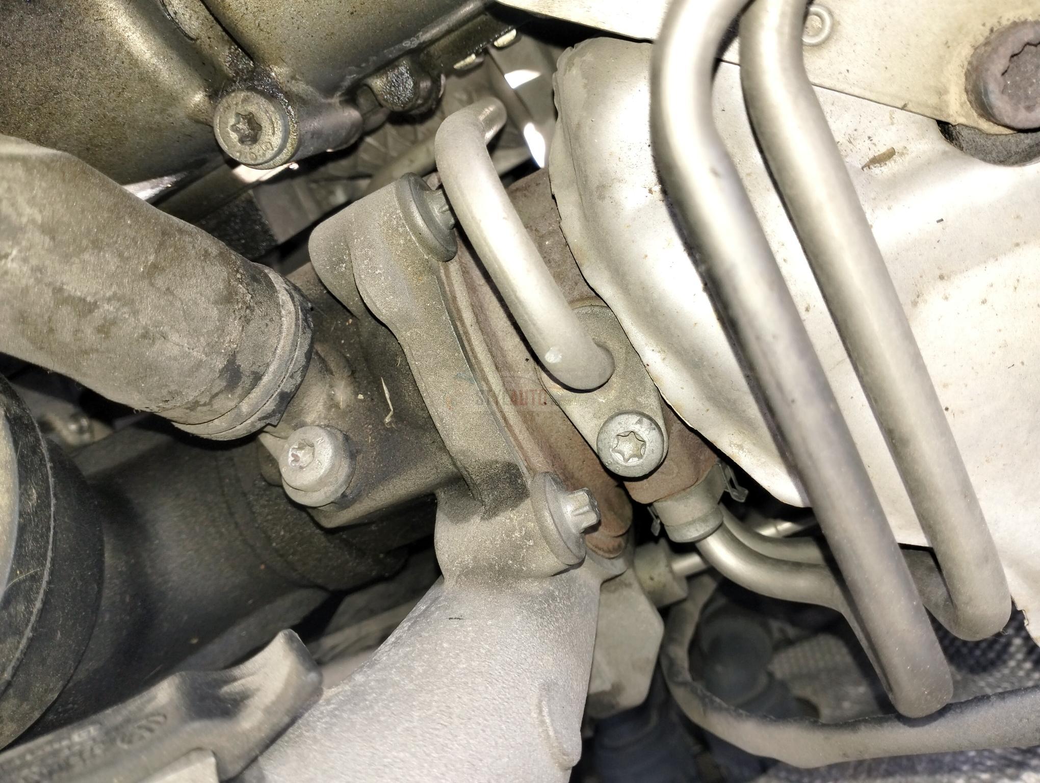 Turbo Volkswagen Polo 2017 1.2 gasolina 90 CV Tipo motor CJZ Referencia 04E145713B