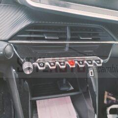 mando climatizador  PEUGEOT 2008 AÑO 2020