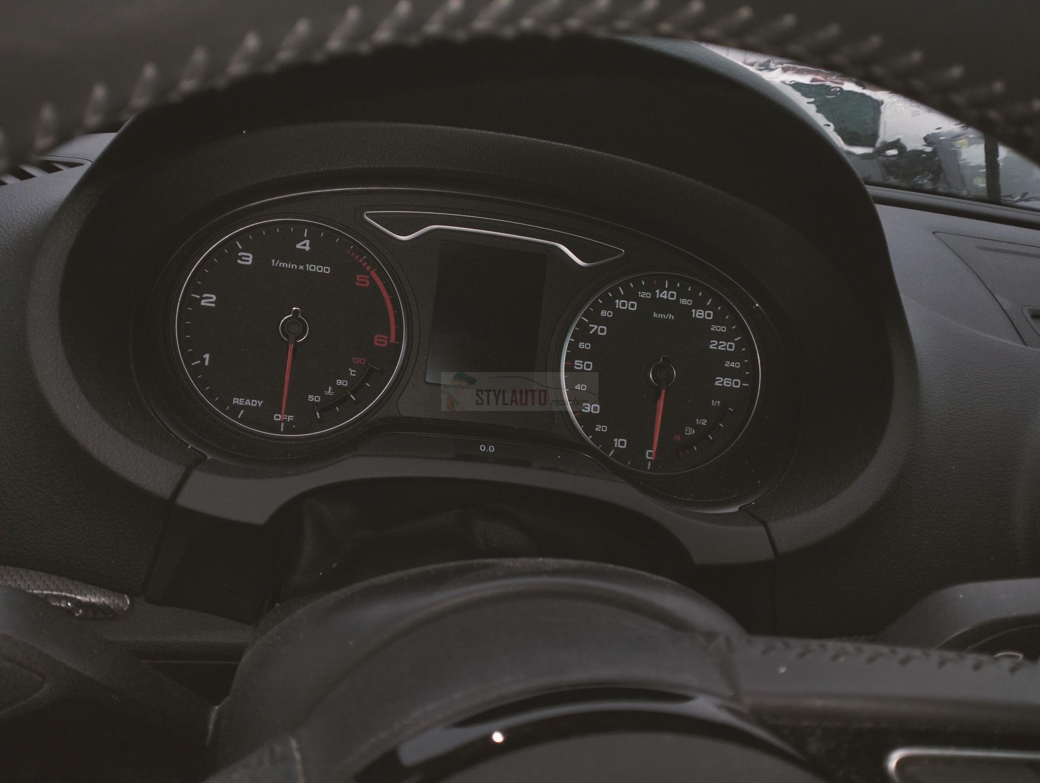 CUADRO INSTRUMENTOS AUDI A3 8V0920751-9087669